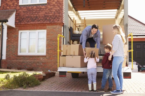 Load-based quote example for Docklands flat relocation