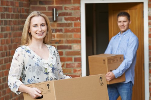 Local removal truck hire service supporting residential and commercial moves in Docklands