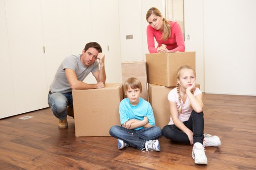 Fast removal service for Docklands flats, offices, and storage transfers